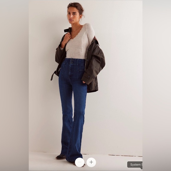 We the Free Jayde flare jeans - Picture 2 of 7